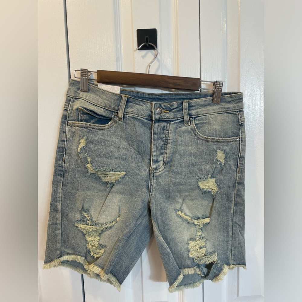 Grace & lace jeans short with holes